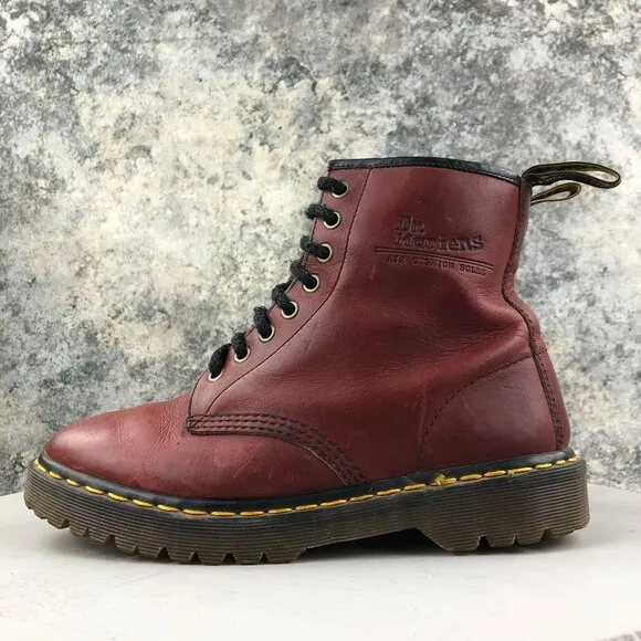 Dr. Martens ENGLAND Vintage Men's Size 7 Red Leather Lace-Up 1460 Ankle Boots