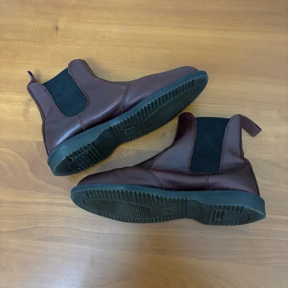 Dr Martens Flora Chelsea Boots Burgundy Leather Womens Size 8 Slip On