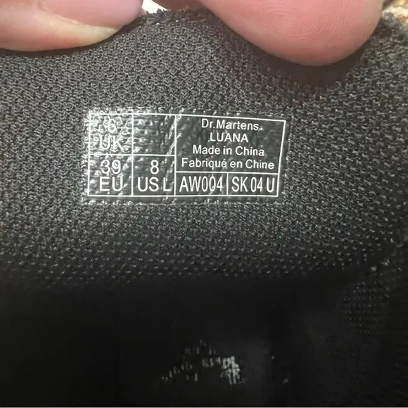 DR. MARTENS Luana 7 Eye Boots in White Size 8 — minor scuffs shown in photos