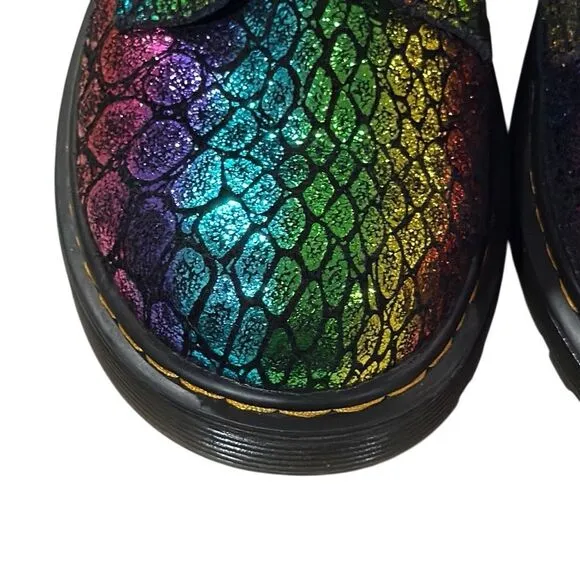 Dr. Martens Pascaly boots with side zipper