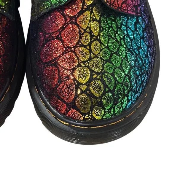 Dr. Martens Pascaly boots with side zipper