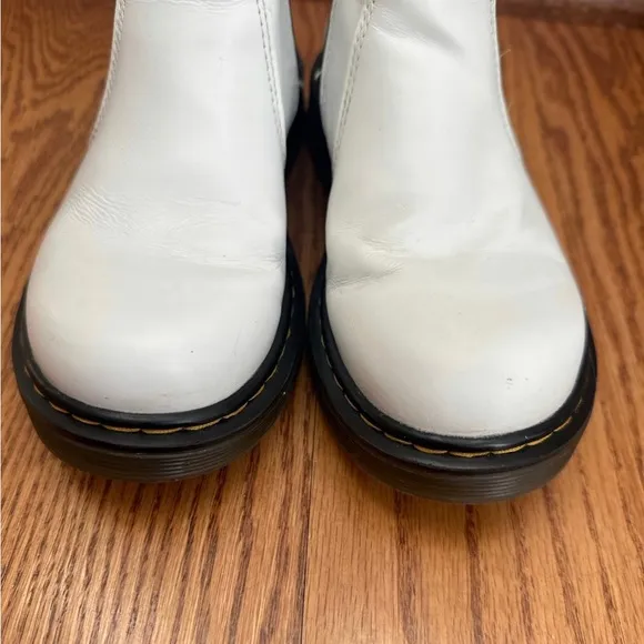 Dr Martens White 2976 Boots Girls Size 1