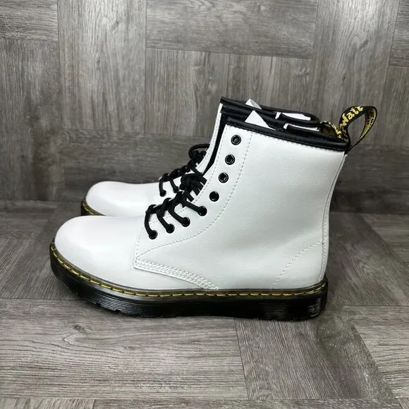 Dr Martens Zavala Youth size 4 White Combat Boots 27197100