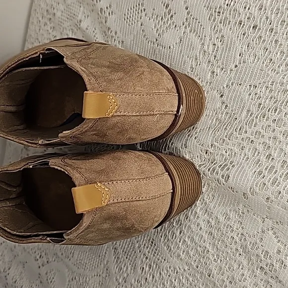 Dr. Scholl's Laurel sustainable comfort Western slip on ankle boots booties 8.5