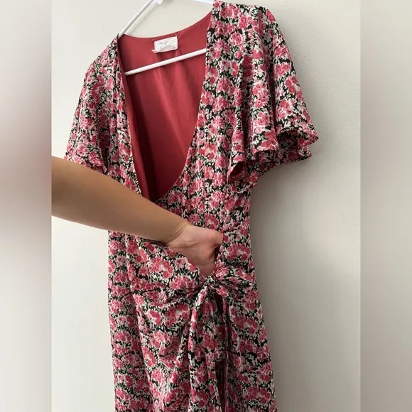 DRESS FORUM Floral-Print Satin Wrap Mini Dress