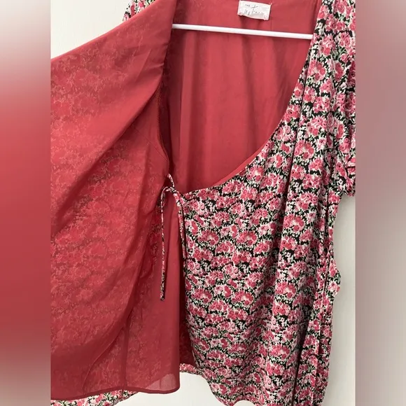 DRESS FORUM Floral-Print Satin Wrap Mini Dress