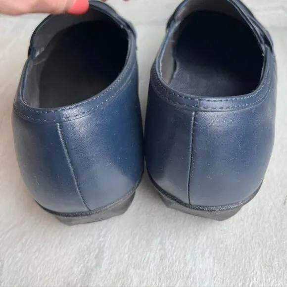 Drew Berlin Navy Blue Loafers Size 8WW Clean