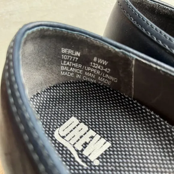 Drew Berlin Navy Blue Loafers Size 8WW Clean