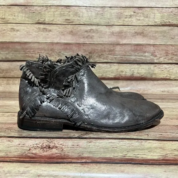 Ducanero Leather Ankle Boots