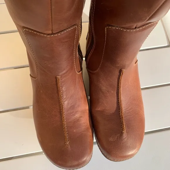 Duluth Trading brown leather boots size 8.5 Medium