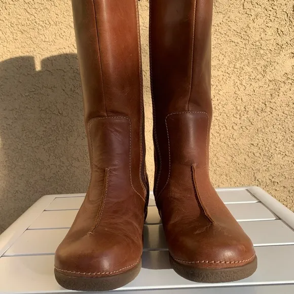 Duluth Trading brown leather boots size 8.5 Medium