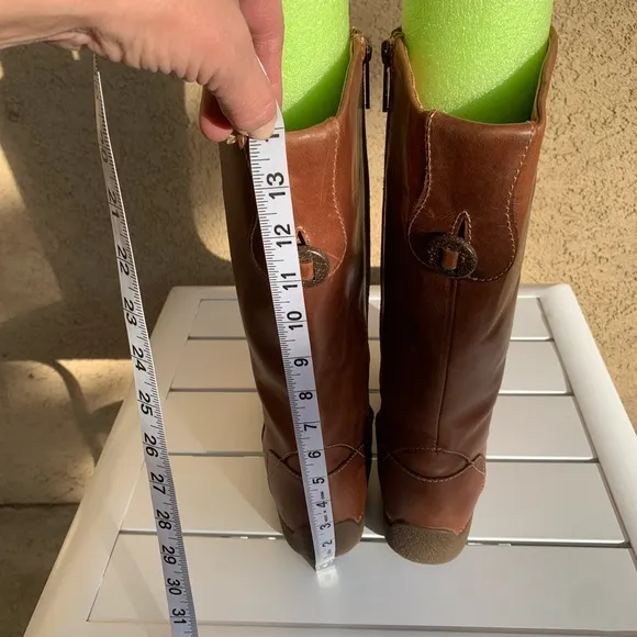 Duluth Trading brown leather boots size 8.5 Medium