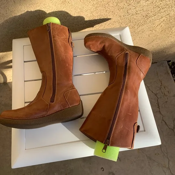 Duluth Trading brown leather boots size 8.5 Medium