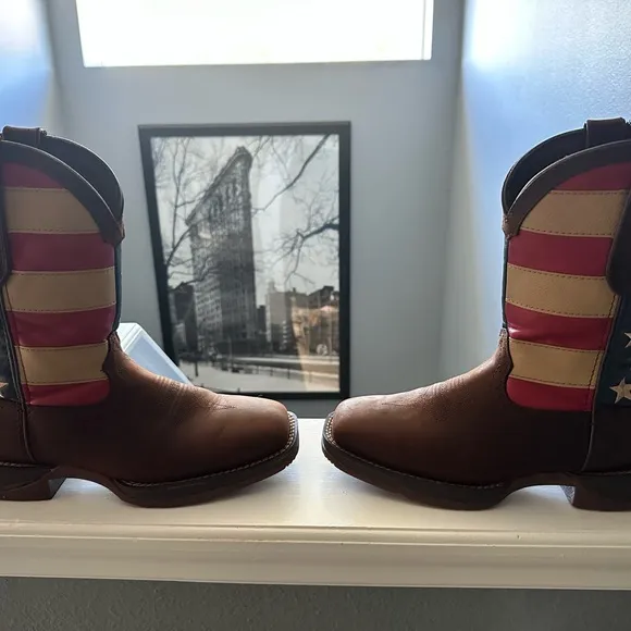 Durango cowboy American flag boots. Worn once.