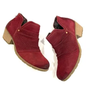 EARTH ORIGINS Suede Booties (Sz 11 wide)