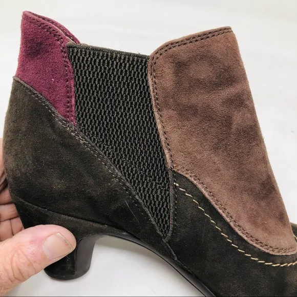 Earthies Genoa Suede Ankle Boots