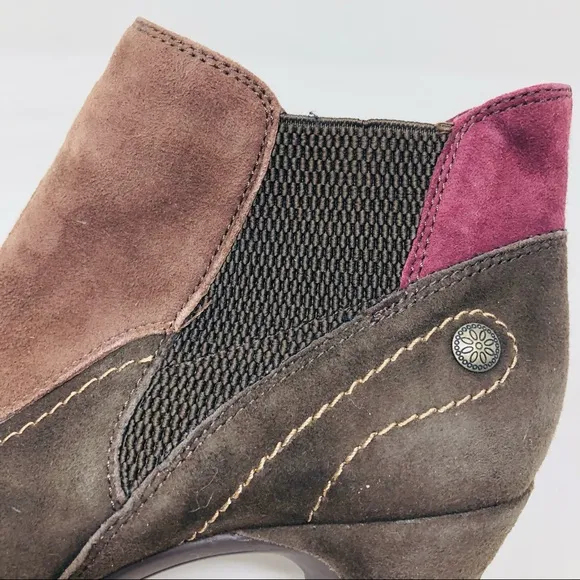 Earthies Genoa Suede Ankle Boots