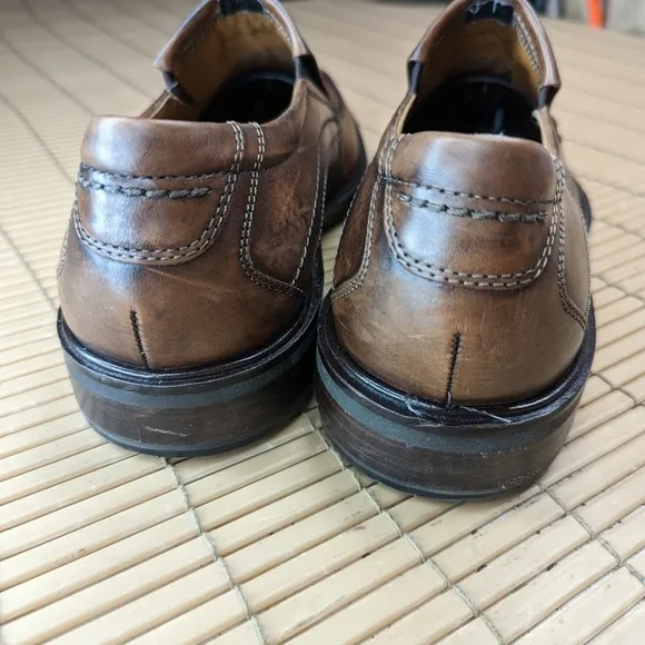 ECCO Brown Leather Slip On Loafers Mens 12E  EU 45 Casual Shoes Comfort