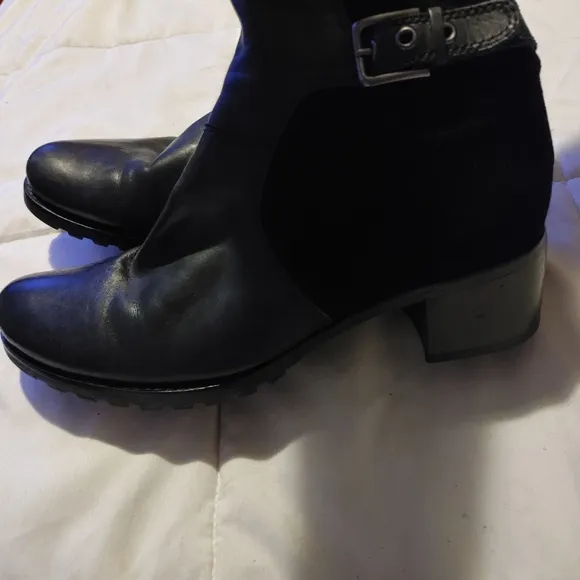 Ecco Esmeralda Tall Boots Size 40