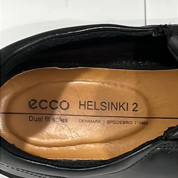 ECCO Men Helsinki 2 Slip-On Leather Loafers Size EU44-US10-10.5 BLACK dress shoe