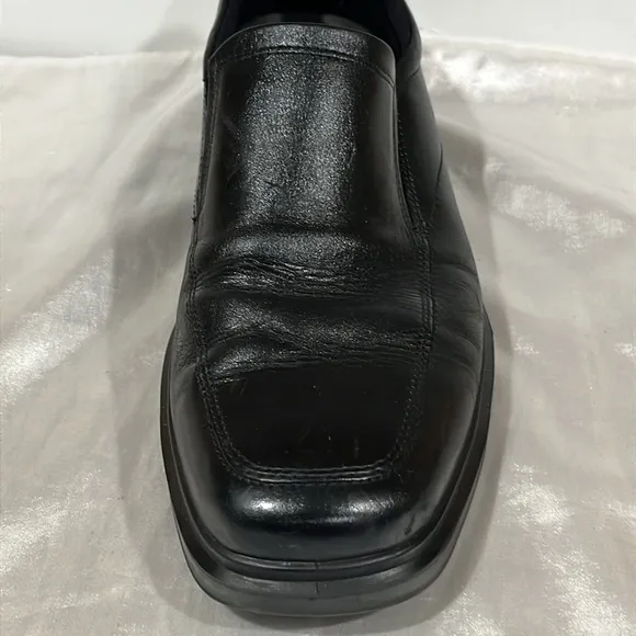 ECCO Men Helsinki 2 Slip-On Leather Loafers Size EU44-US10-10.5 BLACK dress shoe