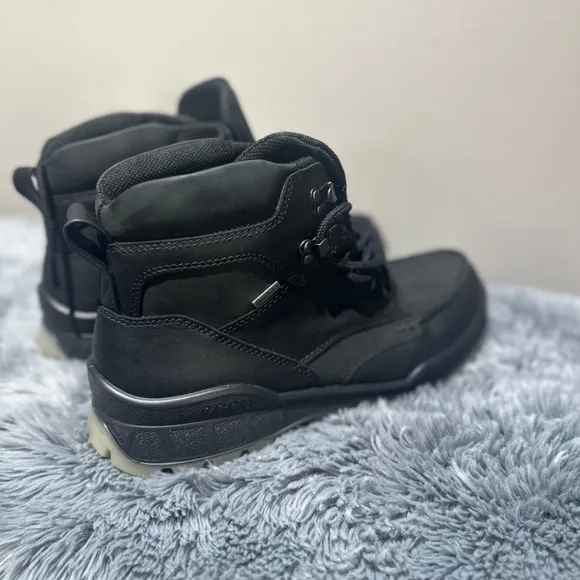 ECCO Men's Black Leather Boots