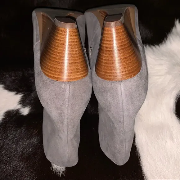 ENEIDA SUEDE WEDGE BOOTS