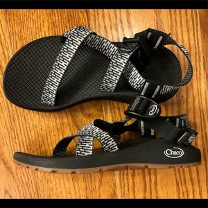 EUC Chaco Sandals, Black