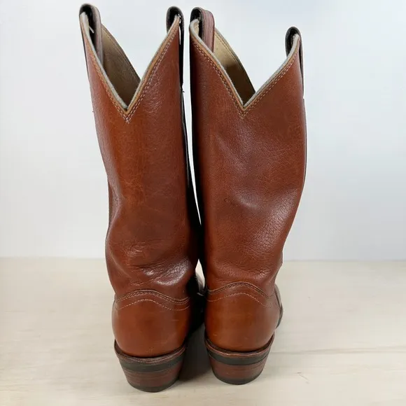 EUC Chippewa Canyon Raineer 29315 Vibram Pull On Cowboy Boots Mens 8 D USA