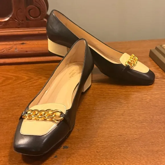 EUC Kate Spade Black/Cream Loafers with Gold Chain Heel 1.5” Size 8.5 MSRP $298
