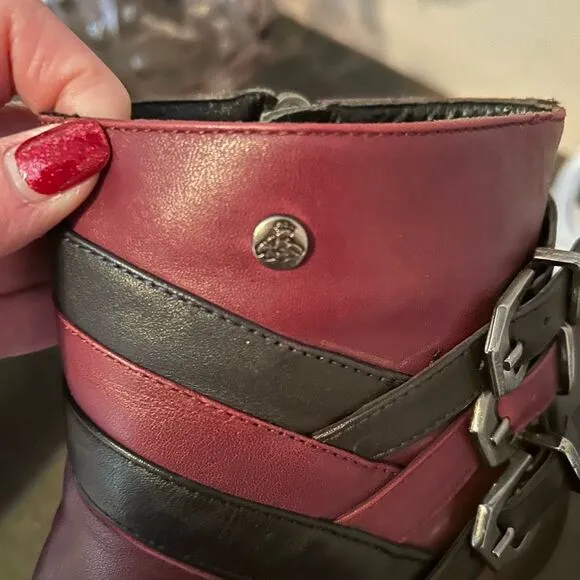 EUC Venus Leather Boots (size 9)