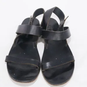 Everlane Black Leather Two Strap Sandals, Size 7