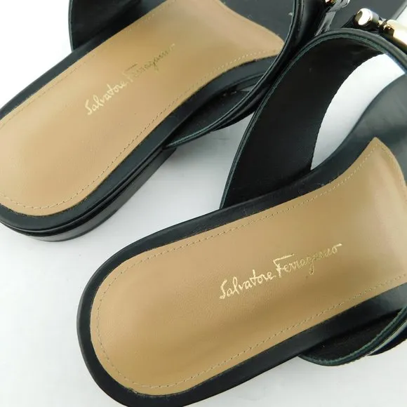 FERRAGAMO Gancini Logo Horse Bit Black Leather Thong Flat Sandals 7.5 C