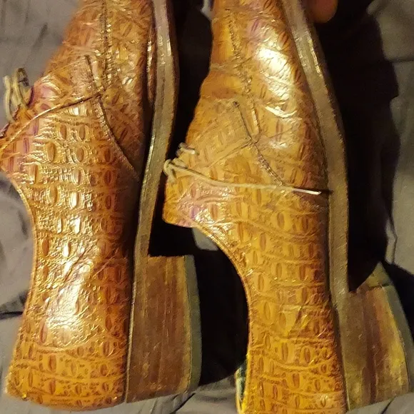 Find Of The Week! Authentic Alligator Leather Loafers. Custom Couture. 1/1
