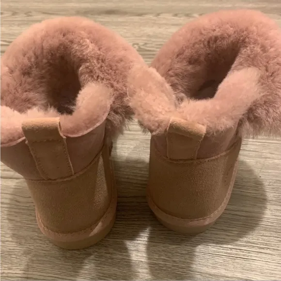 Fireside By Dearfoams Shearling Lined Boots