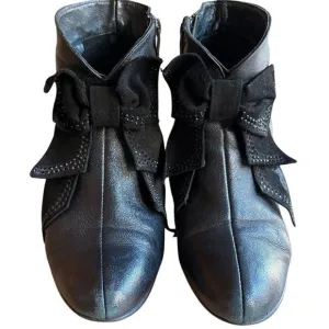 FOLETTI Italian Black‎ Leather Ankle Boots w/Bow Zip-Up Booties Detail SIZE 6.5