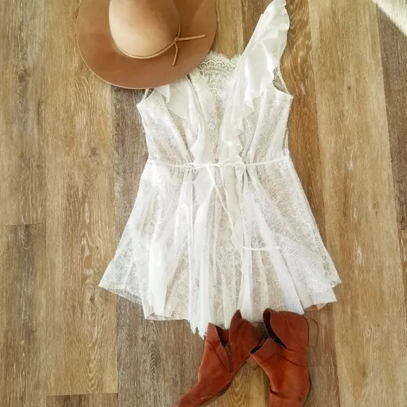 For Love and Lemons Stardust Lace Drawstring White Ruffle Mini Dress Boho EUC