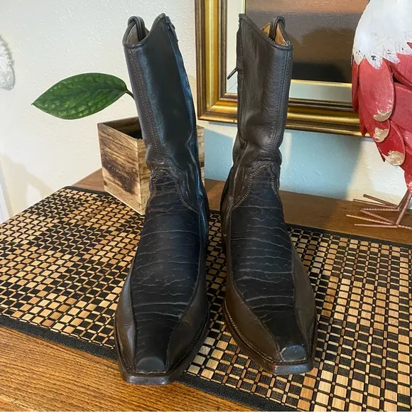 Forastero Boots Men 8.5 Leather brown western brown boots Heel , side Zip shoes