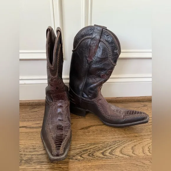 FORASTERO VINTAGE COWBOY BOOTS MADE WITH OSTRICH LEATHER