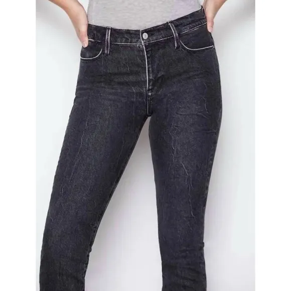FRAME Le High Straight Jean in Edgey Wash