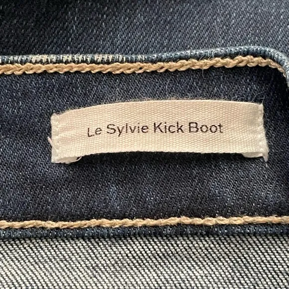 FRAME Sylvie Kick Boot Jeans Lakewood Womens Size 27 Relaxed, High Rise Raw Hem