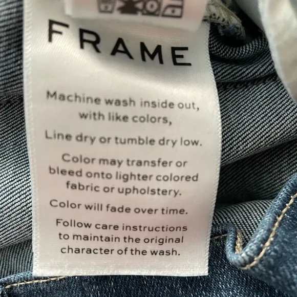 FRAME Sylvie Kick Boot Jeans Lakewood Womens Size 27 Relaxed, High Rise Raw Hem