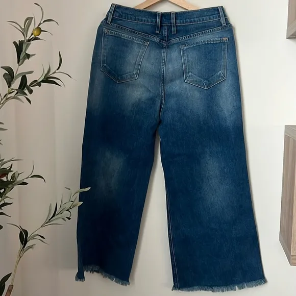 Frame Wide Leg Frayed Raw Hem Dominion Jeans