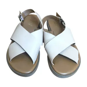 Franco Sarto Kayleigh leather flat sandals with buckle Tan Brown Sz US 8.5