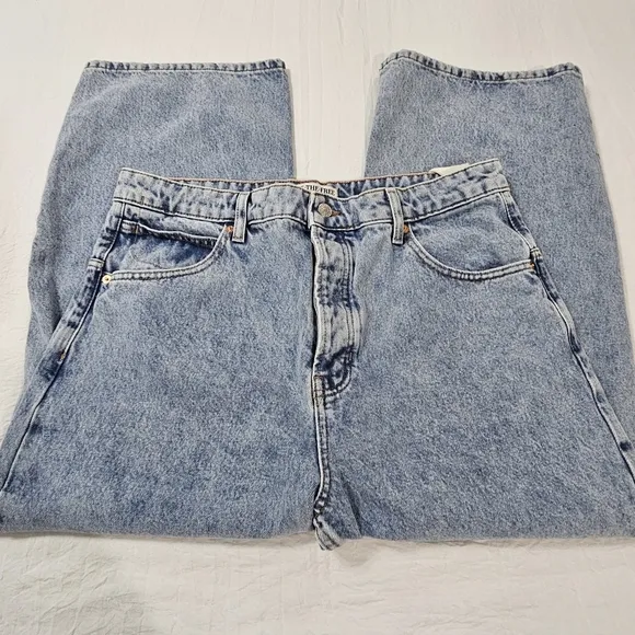 Free People &quot;We The Free&quot; Deep Trance Dropped Boyfriend Jeans NWTs Size 32