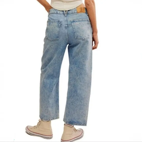 Free People &quot;We The Free&quot; Deep Trance Dropped Boyfriend Jeans NWTs Size 32