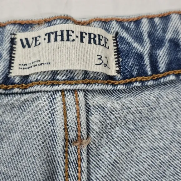 Free People &quot;We The Free&quot; Deep Trance Dropped Boyfriend Jeans NWTs Size 32