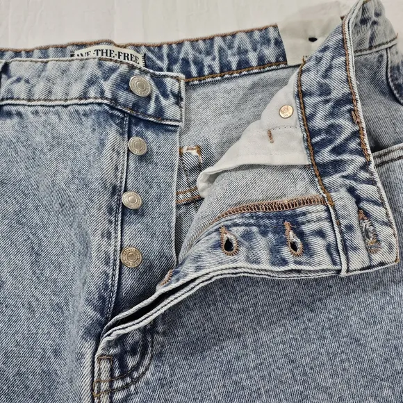 Free People &quot;We The Free&quot; Deep Trance Dropped Boyfriend Jeans NWTs Size 32