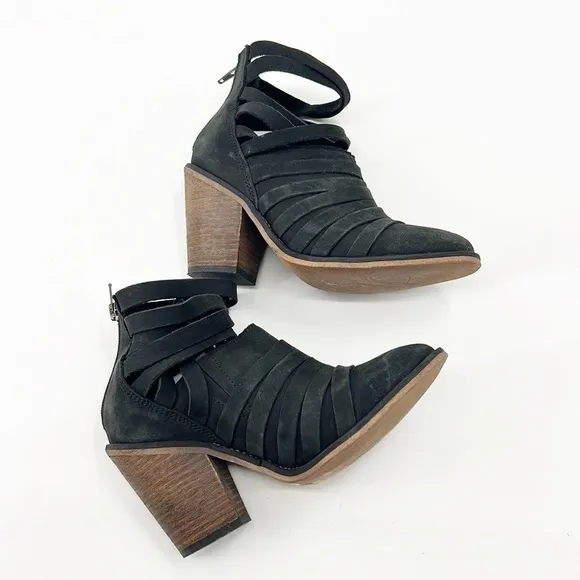 Free People Black Suede Strapy Hybrid Ankle Boots size 38 / 8
