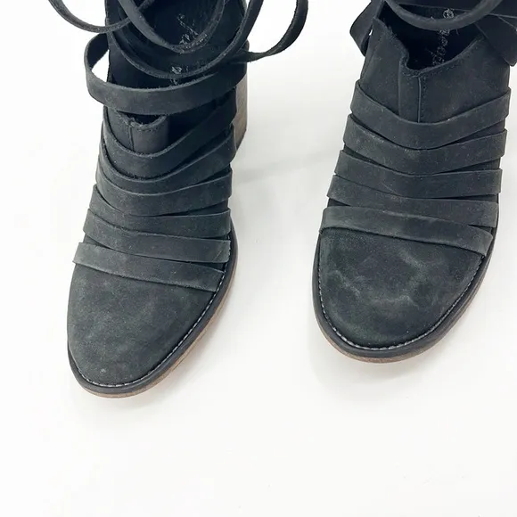 Free People Black Suede Strapy Hybrid Ankle Boots size 38 / 8